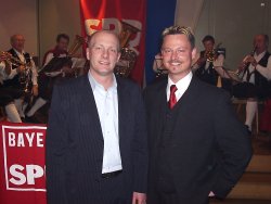 Sepp Weitzer mit OB Kandidat Joachim Wolbergs